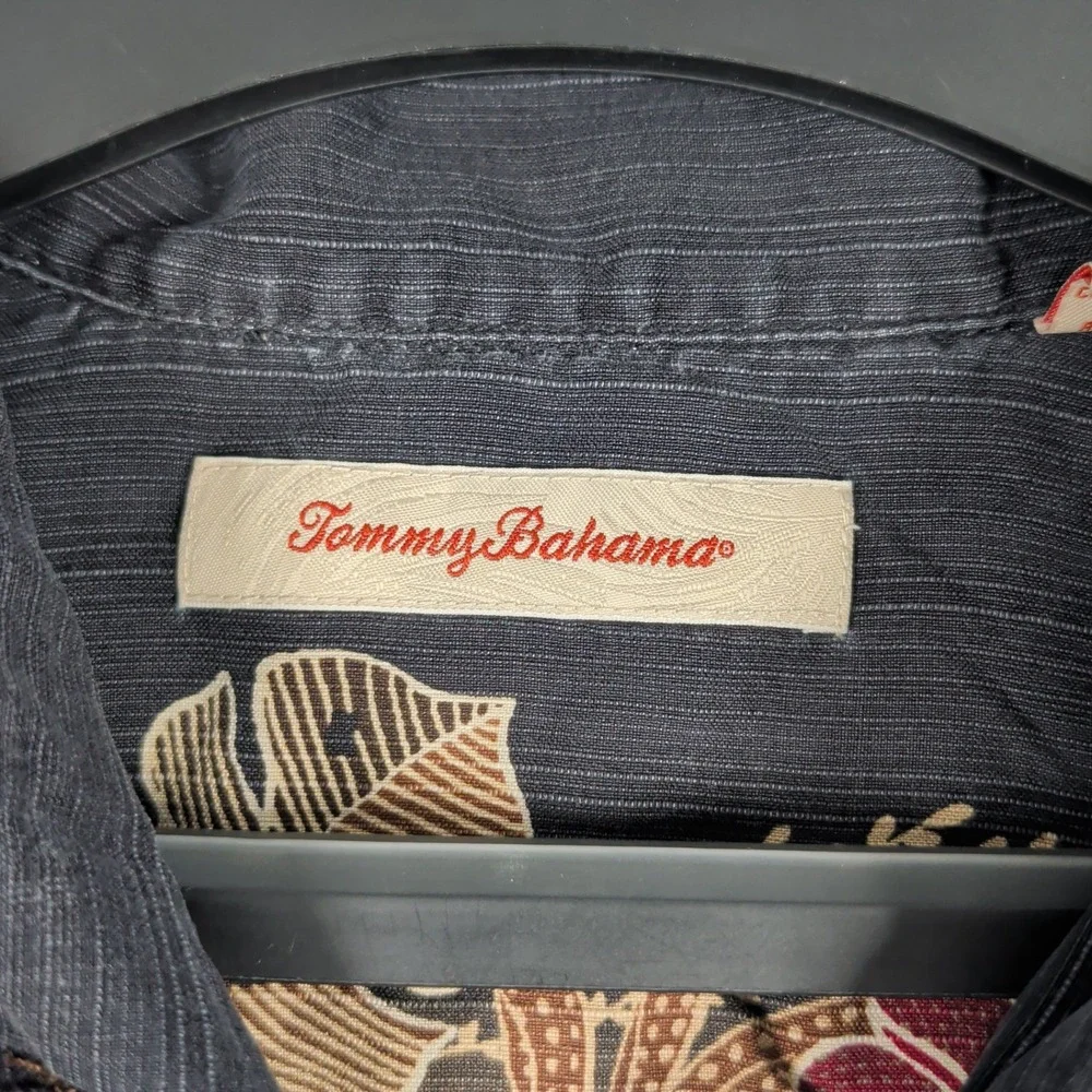 Tommy Bahama Shirt Mens L Black Hualalai Floral Hibiscus‎ Silk Blend Aloha Camp